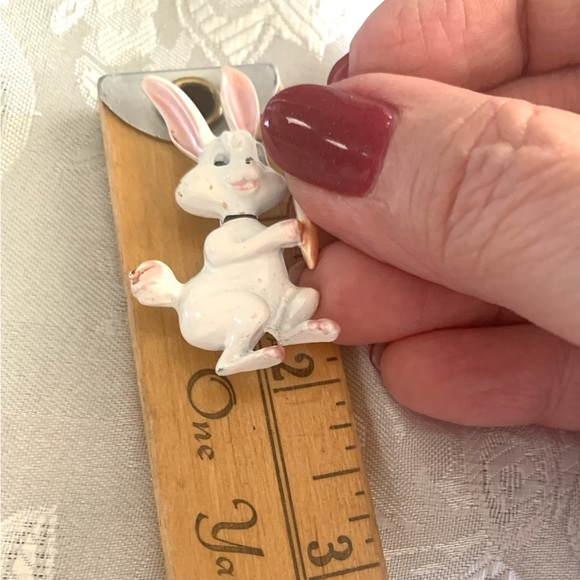Vintage Bunny Rabbit Pin - Picture 3 of 3